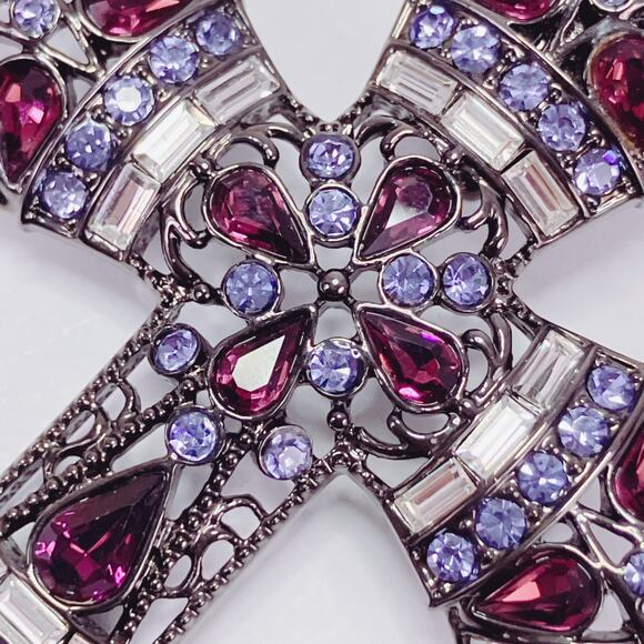 Real Collectibles by Adrienne Glass Rhinestone Cross Pendant Necklace Purple 26" - Picture 5 of 12